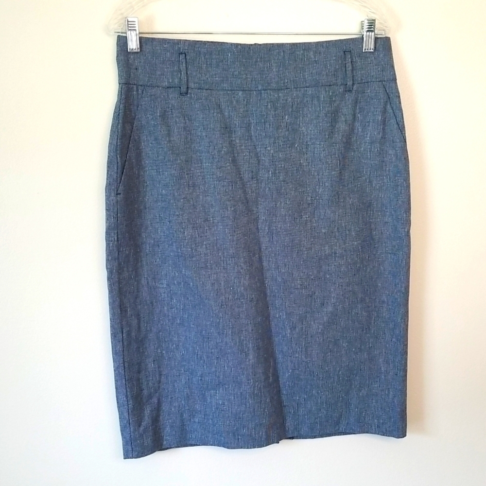 Ann Taylor Chambray Pencil Skirt Size 10 Linen Cotton 🎯